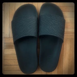 Black Zara slider, purchased in Madrid, Spain